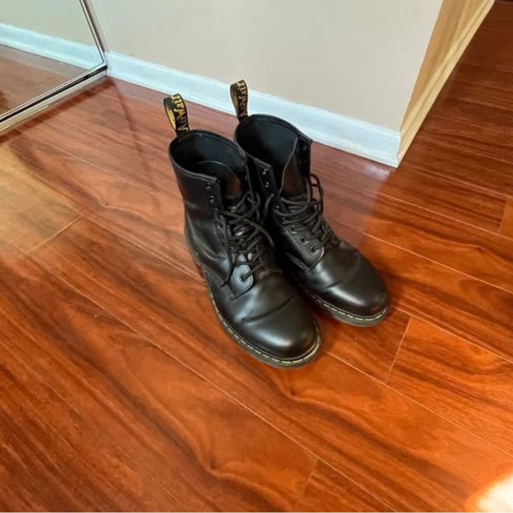 Men’s  new doc martens size 14